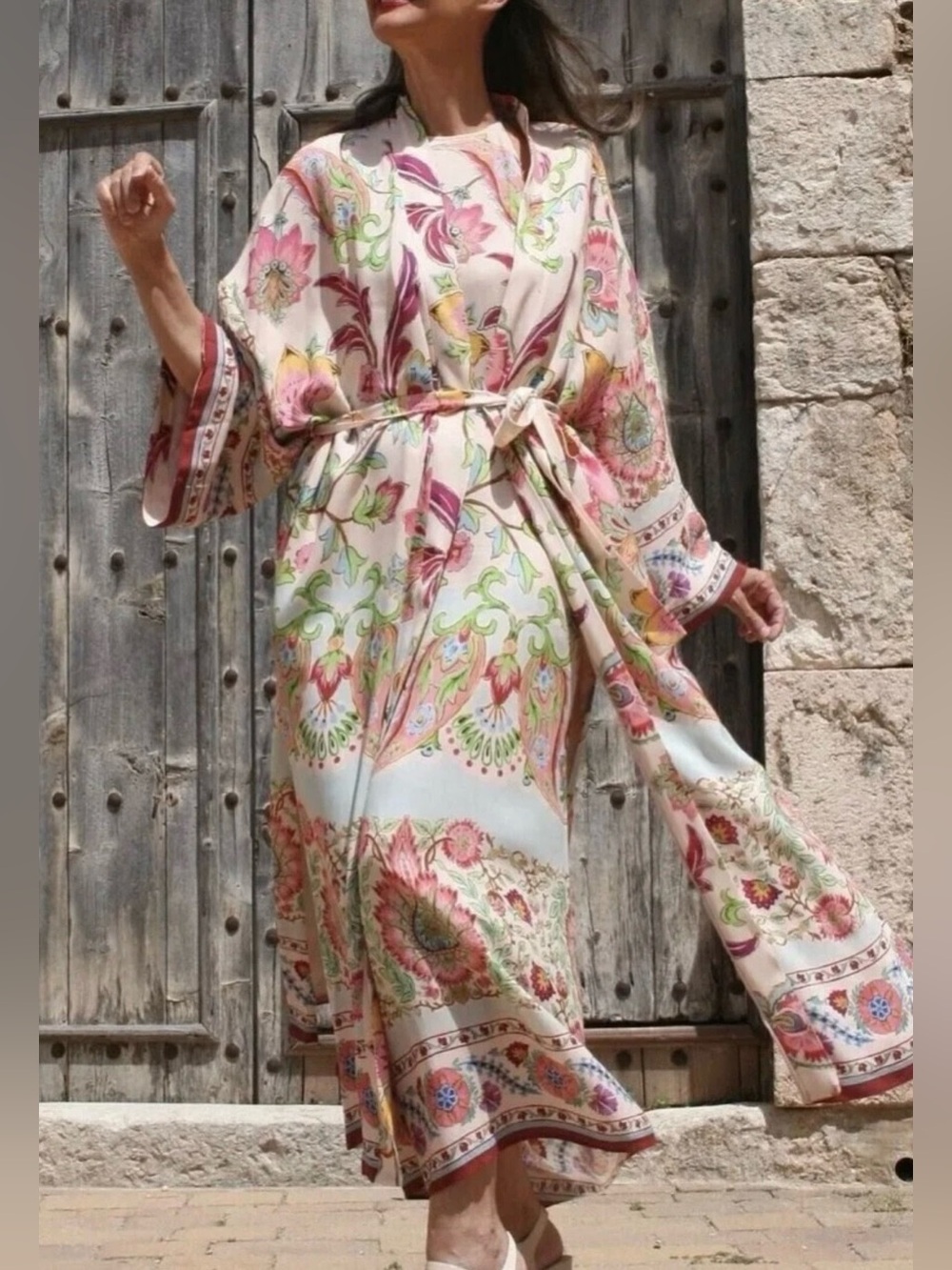ZARA Floral Print Women’s Floral Robe and matching Dress. Set for 150.